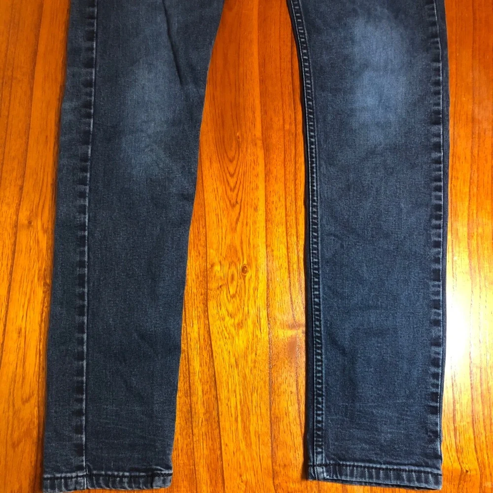 Levi’s slim taper fit jeans